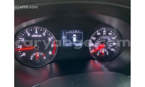 Acheter Import Voiture Kia Sportage Blanc à Import - Dubai, Namibie Acheter Import Voiture Kia Sportage Blanc à Import - Dubai, Namibie