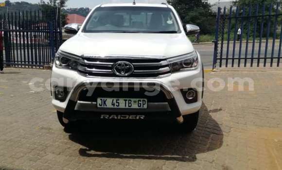Buy Used Toyota Hilux White Car in Windhoek in Namibia Buy Used Toyota Hilux White Car in Windhoek in Namibia