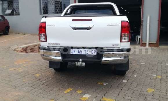 Buy Used Toyota Hilux White Car in Windhoek in Namibia Buy Used Toyota Hilux White Car in Windhoek in Namibia