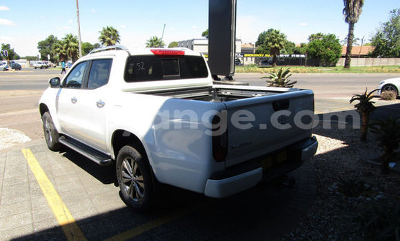 Buy Used Mercedes-Benz X-klasse Concept White Car in Karasburg in Karas Buy Used Mercedes-Benz X-klasse Concept White Car in Karasburg in Karas