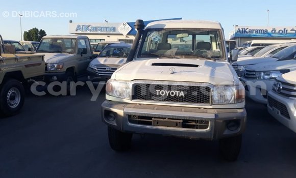 Buy Import Toyota Land Cruiser White Car in Import - Dubai in Namibia Buy Import Toyota Land Cruiser White Car in Import - Dubai in Namibia