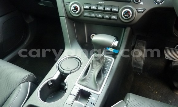 Buy Used Kia Sportage Red Car in Karasburg in Karas Buy Used Kia Sportage Red Car in Karasburg in Karas