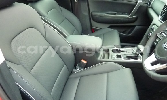 Buy Used Kia Sportage Red Car in Karasburg in Karas Buy Used Kia Sportage Red Car in Karasburg in Karas