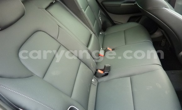 Buy Used Kia Sportage Red Car in Karasburg in Karas Buy Used Kia Sportage Red Car in Karasburg in Karas