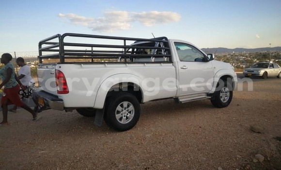Buy Used Toyota Hilux White Car in Windhoek in Namibia Buy Used Toyota Hilux White Car in Windhoek in Namibia