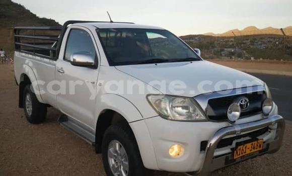 Buy Used Toyota Hilux White Car in Windhoek in Namibia Buy Used Toyota Hilux White Car in Windhoek in Namibia