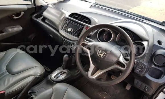 Buy Used Honda FIT White Car in Windhoek in Namibia Buy Used Honda FIT White Car in Windhoek in Namibia