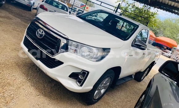 Buy Used Toyota Hilux White Car in Windhoek in Namibia Buy Used Toyota Hilux White Car in Windhoek in Namibia