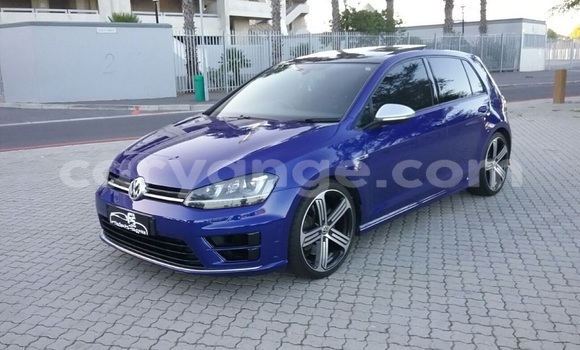 Acheter Occasion Voiture Volkswagen Golf R Bleu à Walvis Bay, Namibie Acheter Occasion Voiture Volkswagen Golf R Bleu à Walvis Bay, Namibie
