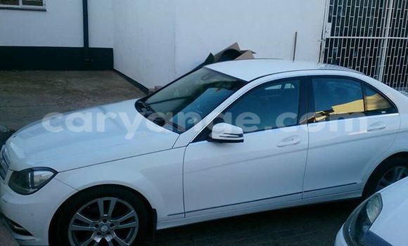 Buy Used Mercedes-Benz C–Class White Car in Windhoek in Namibia Buy Used Mercedes-Benz C–Class White Car in Windhoek in Namibia