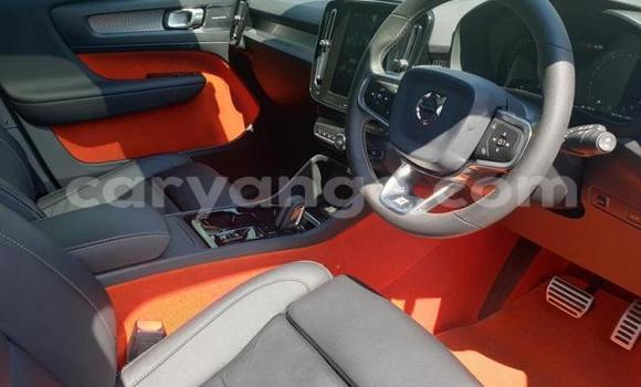 Acheter Occasion Voiture Volvo XC40 Gris à Grootfontein, Namibie Acheter Occasion Voiture Volvo XC40 Gris à Grootfontein, Namibie