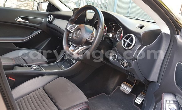 Acheter Occasion Voiture Mercedes-Benz CLA-klasse AMG Blanc à Karasburg, Karas Acheter Occasion Voiture Mercedes-Benz CLA-klasse AMG Blanc à Karasburg, Karas