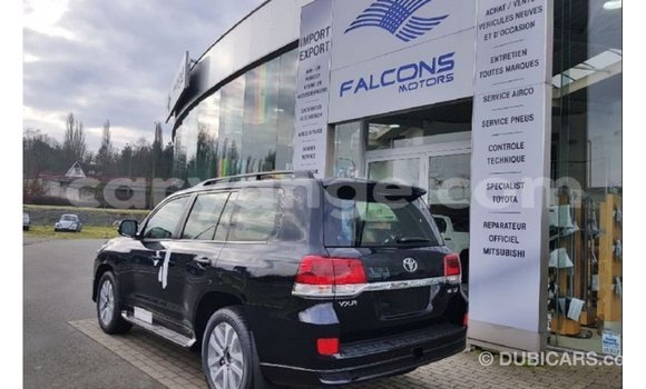 Acheter Import Voiture Toyota Land Cruiser Noir à Import - Dubai, Namibie Acheter Import Voiture Toyota Land Cruiser Noir à Import - Dubai, Namibie