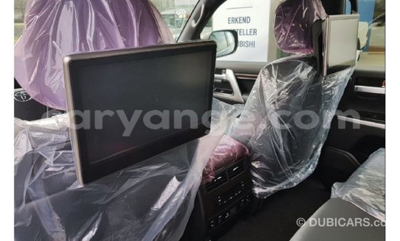 Acheter Import Voiture Toyota Land Cruiser Noir à Import - Dubai, Namibie Acheter Import Voiture Toyota Land Cruiser Noir à Import - Dubai, Namibie