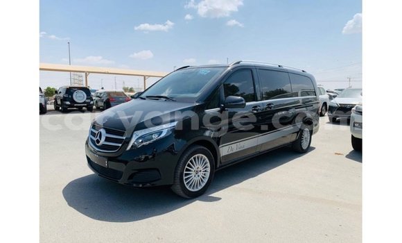 Buy Import Mercedes-Benz 250 Black Car in Import - Dubai in Namibia Buy Import Mercedes-Benz 250 Black Car in Import - Dubai in Namibia