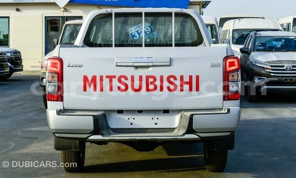 Buy Import Mitsubishi L200 White Car in Import - Dubai in Namibia Buy Import Mitsubishi L200 White Car in Import - Dubai in Namibia