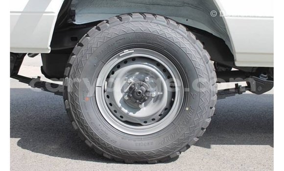 Buy Import Toyota Land Cruiser White Car in Import - Dubai in Namibia Buy Import Toyota Land Cruiser White Car in Import - Dubai in Namibia