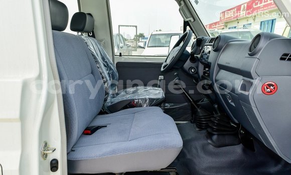 Buy Import Toyota Land Cruiser White Car in Import - Dubai in Namibia Buy Import Toyota Land Cruiser White Car in Import - Dubai in Namibia