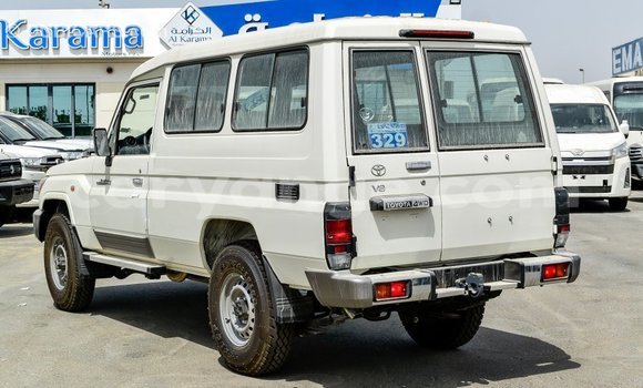 Buy Import Toyota Land Cruiser White Car in Import - Dubai in Namibia Buy Import Toyota Land Cruiser White Car in Import - Dubai in Namibia