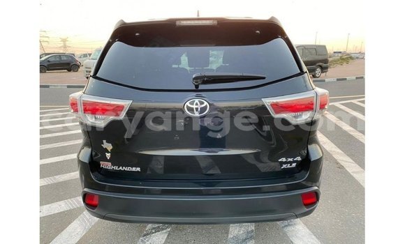 Acheter Import Voiture Toyota Highlander Noir à Import - Dubai, Namibie Acheter Import Voiture Toyota Highlander Noir à Import - Dubai, Namibie