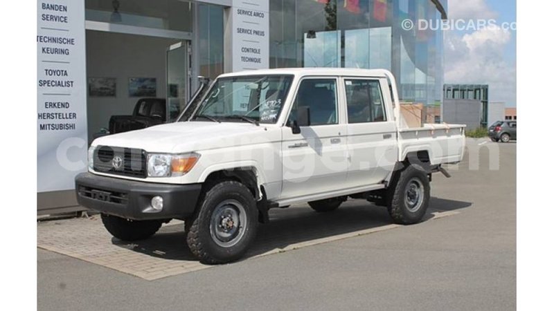 Big with watermark toyota land cruiser namibia import dubai 11885