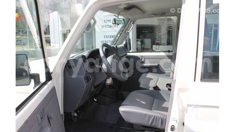 Big with watermark toyota land cruiser namibia import dubai 11885