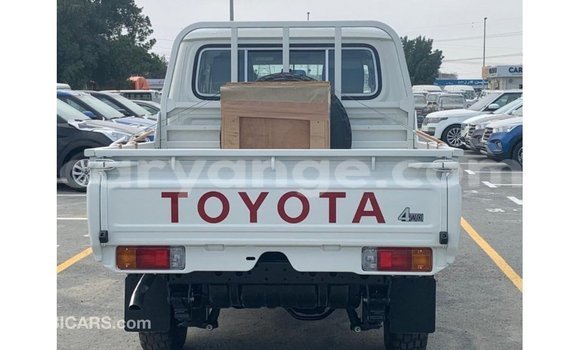 Buy Import Toyota Land Cruiser White Car in Import - Dubai in Namibia Buy Import Toyota Land Cruiser White Car in Import - Dubai in Namibia