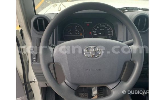 Buy Import Toyota Land Cruiser White Car in Import - Dubai in Namibia Buy Import Toyota Land Cruiser White Car in Import - Dubai in Namibia
