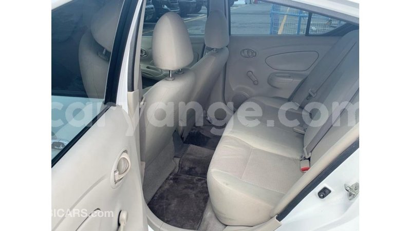 Big with watermark nissan sunny namibia import dubai 11888