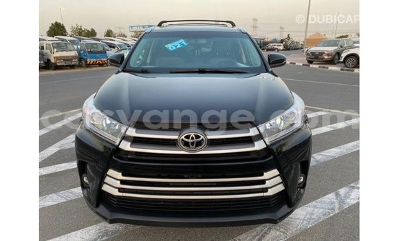 Acheter Import Voiture Toyota Highlander Noir à Import - Dubai, Namibie Acheter Import Voiture Toyota Highlander Noir à Import - Dubai, Namibie