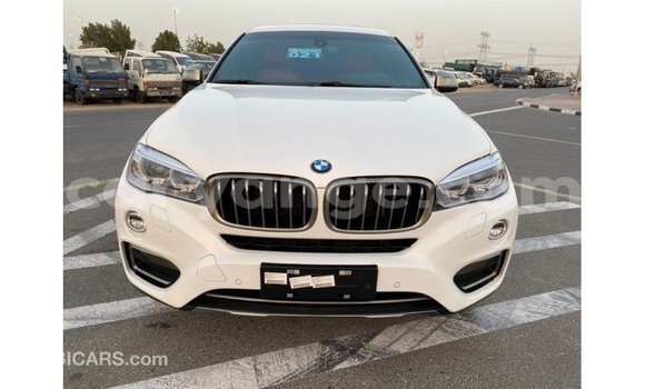 Acheter Import Voiture BMW X6 Blanc à Import - Dubai, Namibie Acheter Import Voiture BMW X6 Blanc à Import - Dubai, Namibie