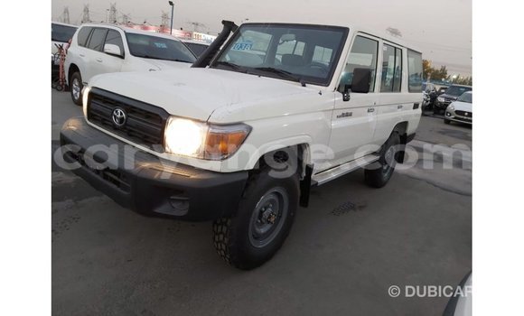 Buy Import Toyota Land Cruiser White Car in Import - Dubai in Namibia Buy Import Toyota Land Cruiser White Car in Import - Dubai in Namibia