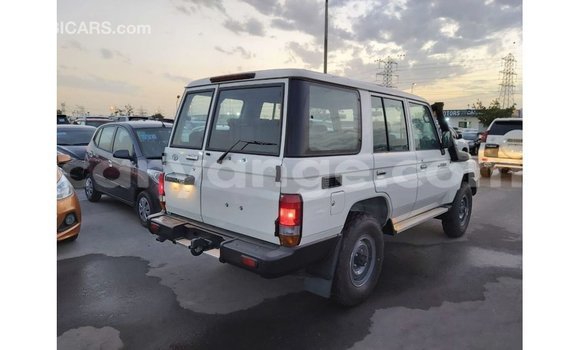 Buy Import Toyota Land Cruiser White Car in Import - Dubai in Namibia Buy Import Toyota Land Cruiser White Car in Import - Dubai in Namibia