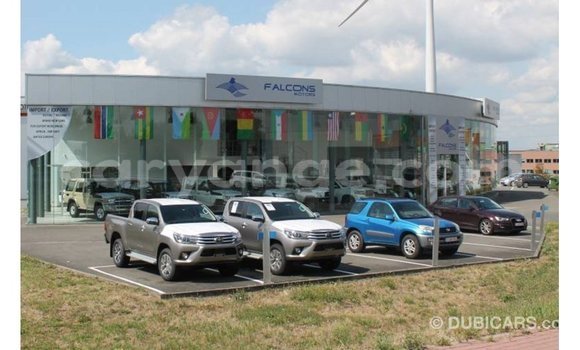 Acheter Import Voiture Toyota Prado Noir à Import - Dubai, Namibie Acheter Import Voiture Toyota Prado Noir à Import - Dubai, Namibie
