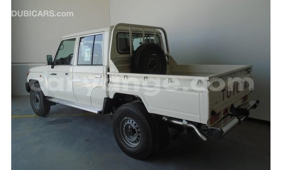 Buy Import Toyota Land Cruiser White Car in Import - Dubai in Namibia Buy Import Toyota Land Cruiser White Car in Import - Dubai in Namibia