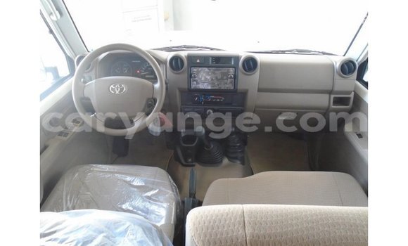 Buy Import Toyota Land Cruiser White Car in Import - Dubai in Namibia Buy Import Toyota Land Cruiser White Car in Import - Dubai in Namibia