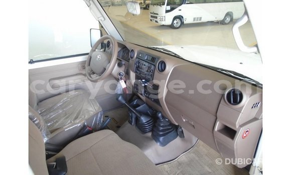Buy Import Toyota Land Cruiser White Car in Import - Dubai in Namibia Buy Import Toyota Land Cruiser White Car in Import - Dubai in Namibia