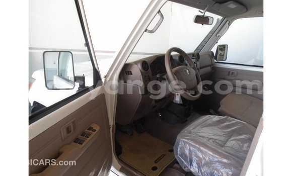 Buy Import Toyota Land Cruiser White Car in Import - Dubai in Namibia Buy Import Toyota Land Cruiser White Car in Import - Dubai in Namibia