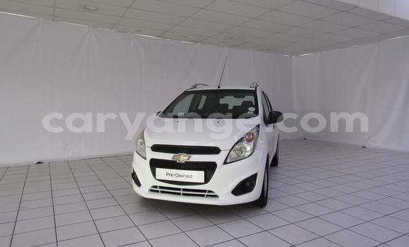 Acheter Occasion Voiture Chevrolet Spark Blanc à Windhoek, Namibie Acheter Occasion Voiture Chevrolet Spark Blanc à Windhoek, Namibie