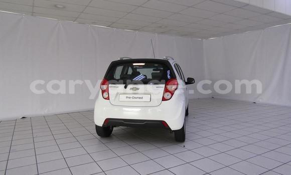 Acheter Occasion Voiture Chevrolet Spark Blanc à Windhoek, Namibie Acheter Occasion Voiture Chevrolet Spark Blanc à Windhoek, Namibie
