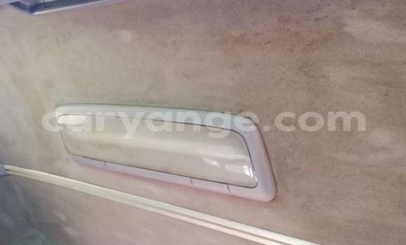 Acheter Occasion Utilitaire Hino Ranger Rouge à Grootfontein, Namibie Acheter Occasion Utilitaire Hino Ranger Rouge à Grootfontein, Namibie