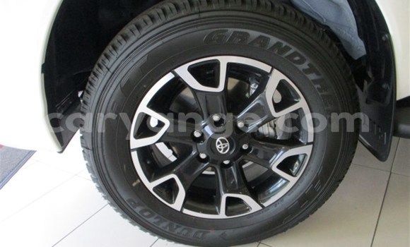 Acheter Occasion Voiture Toyota Hilux Blanc à Grootfontein, Namibie Acheter Occasion Voiture Toyota Hilux Blanc à Grootfontein, Namibie