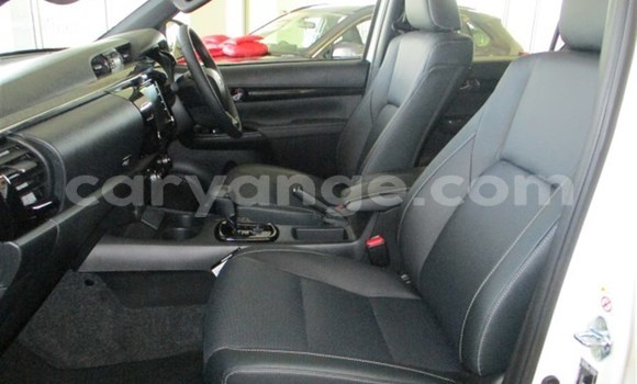 Acheter Occasion Voiture Toyota Hilux Blanc à Grootfontein, Namibie Acheter Occasion Voiture Toyota Hilux Blanc à Grootfontein, Namibie