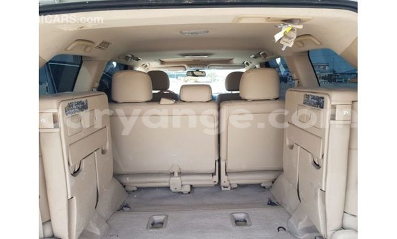 Acheter Import Voiture Toyota Land Cruiser Blanc à Import - Dubai, Namibie Acheter Import Voiture Toyota Land Cruiser Blanc à Import - Dubai, Namibie