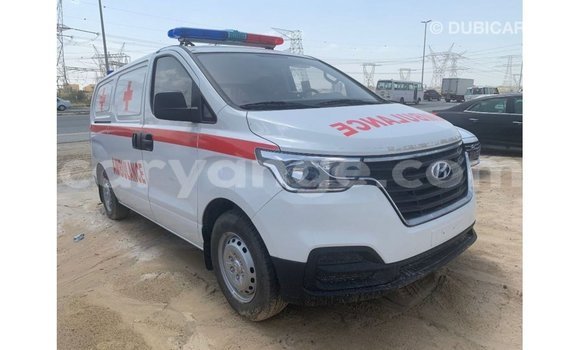 Buy Import Hyundai Accent White Car in Import - Dubai in Namibia Buy Import Hyundai Accent White Car in Import - Dubai in Namibia