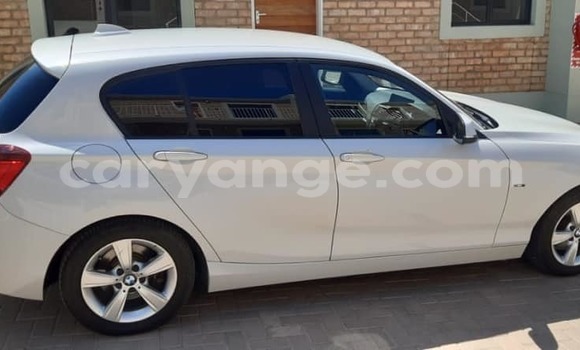 Acheter Occasion Voiture BMW 1er Blanc à Windhoek, Namibie Acheter Occasion Voiture BMW 1er Blanc à Windhoek, Namibie