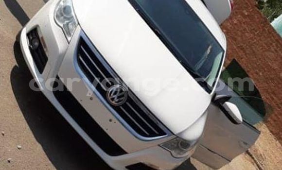 Acheter Occasion Voiture Volkswagen Passat Blanc à Windhoek, Namibie Acheter Occasion Voiture Volkswagen Passat Blanc à Windhoek, Namibie