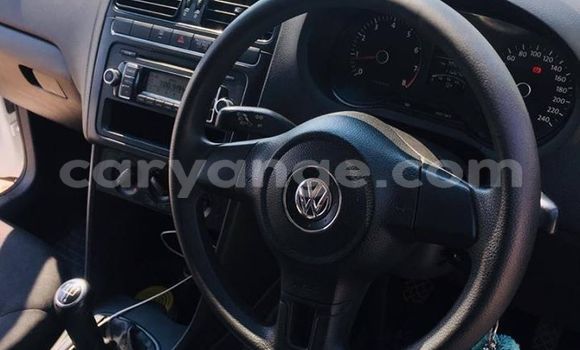 Acheter Occasion Voiture Volkswagen Polo Blanc à Windhoek, Namibie Acheter Occasion Voiture Volkswagen Polo Blanc à Windhoek, Namibie