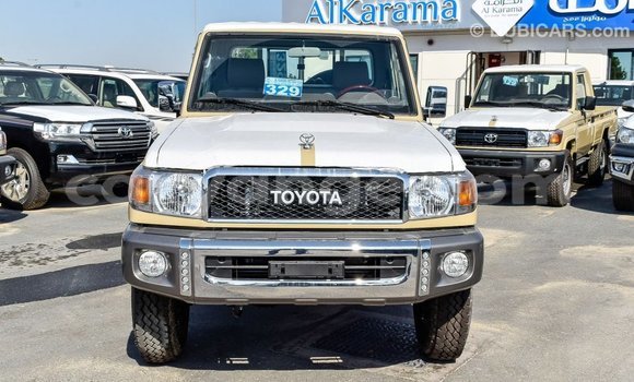 Buy Import Toyota Land Cruiser Beige Car in Import - Dubai in Namibia Buy Import Toyota Land Cruiser Beige Car in Import - Dubai in Namibia