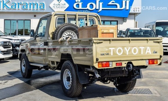 Buy Import Toyota Land Cruiser Beige Car in Import - Dubai in Namibia Buy Import Toyota Land Cruiser Beige Car in Import - Dubai in Namibia